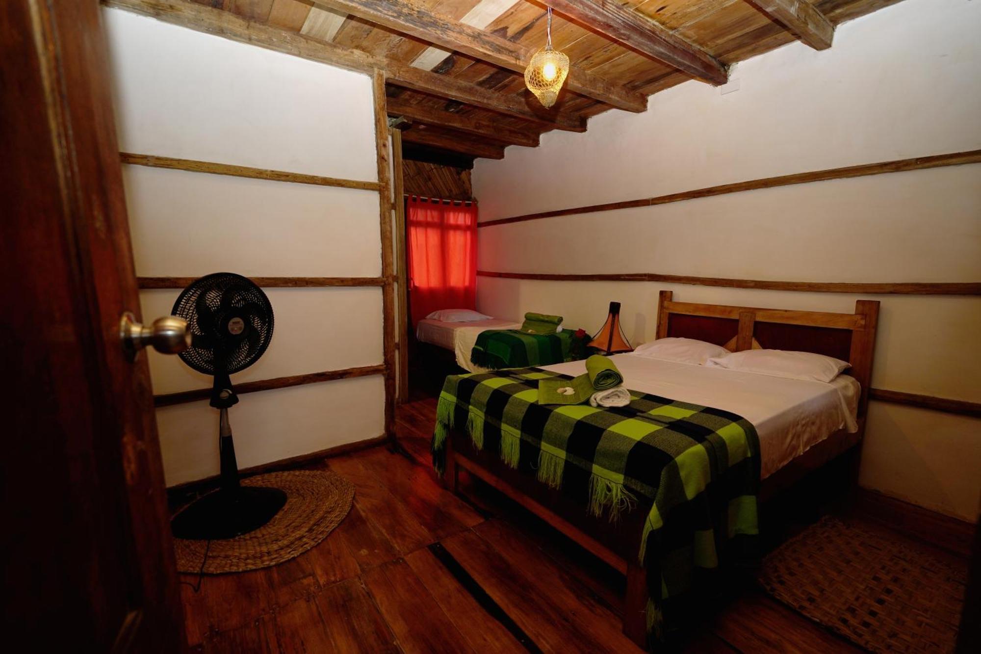 Hostal Olmito كانوا المظهر الخارجي الصورة